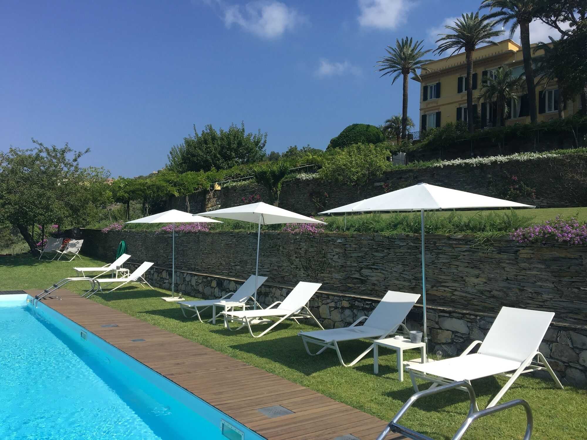 Villa Riviera Resort Lavagna Bagian luar foto